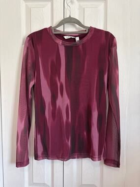 B. Young NWT Abstract Watercolor Mesh Long Sleeve Top Size Small